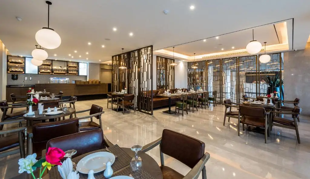 Boudl Corniche Hotel 8